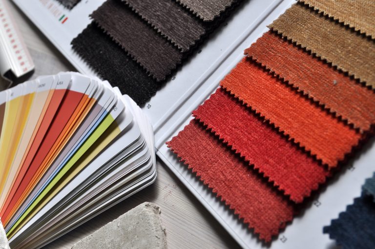 Dit zegt de kleur van je kleding over jou
